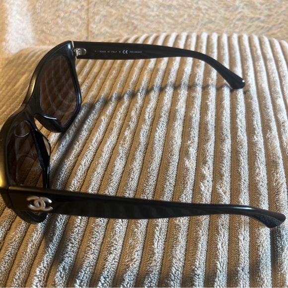 CHANEL Polarized Square CC Sunglasses 5380 Black - Picture 3 of 9